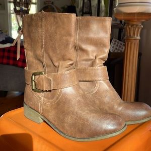 Brown boots